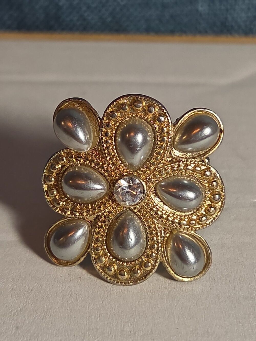 Vintage Style Pearl Rhinestone Flower Ring Stretch Adjustable